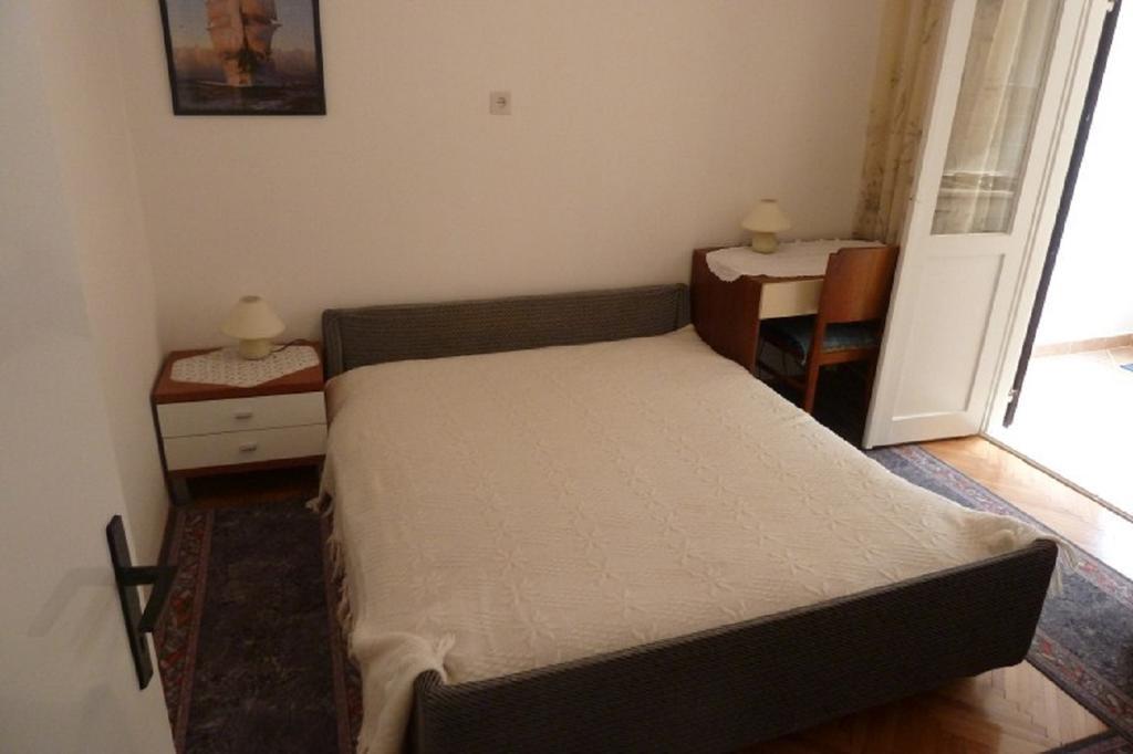 Apartments Indira 로비스테 객실 사진